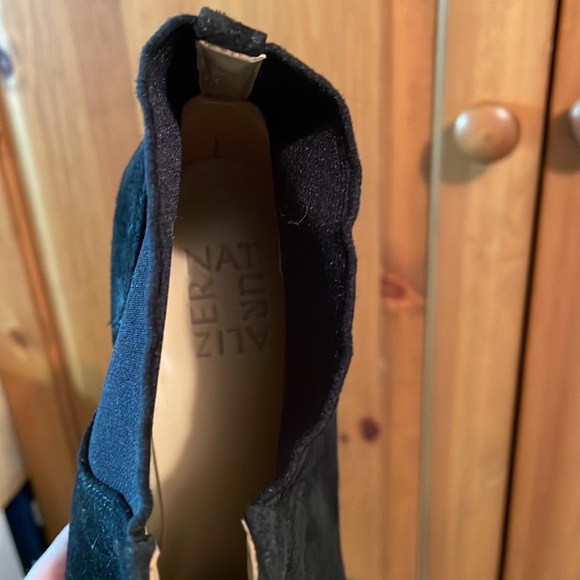 Naturalizer ankle bootie - Picture 2 of 4